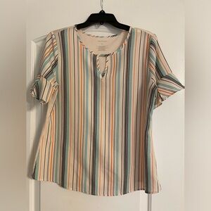 Ladies short sleeve tee